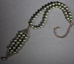 Necklace with olive pearls